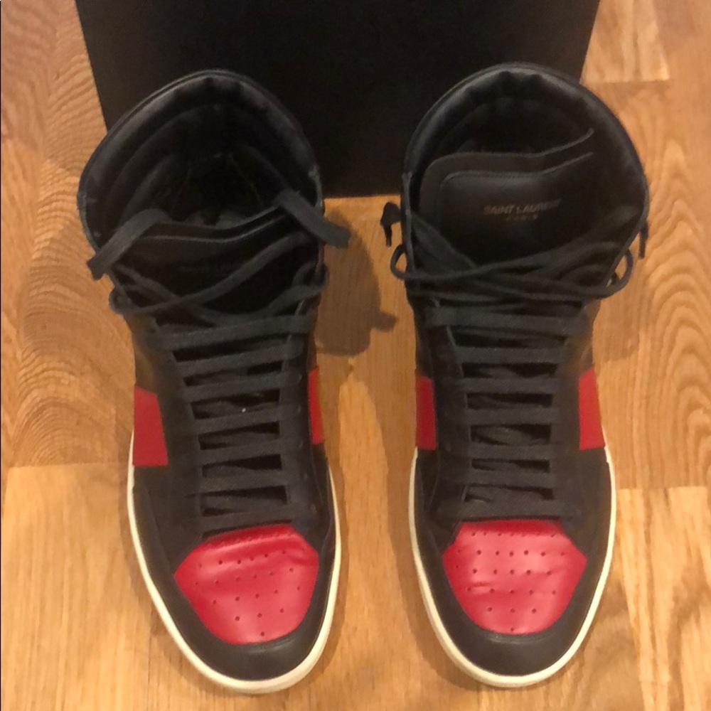 Saint Laurent